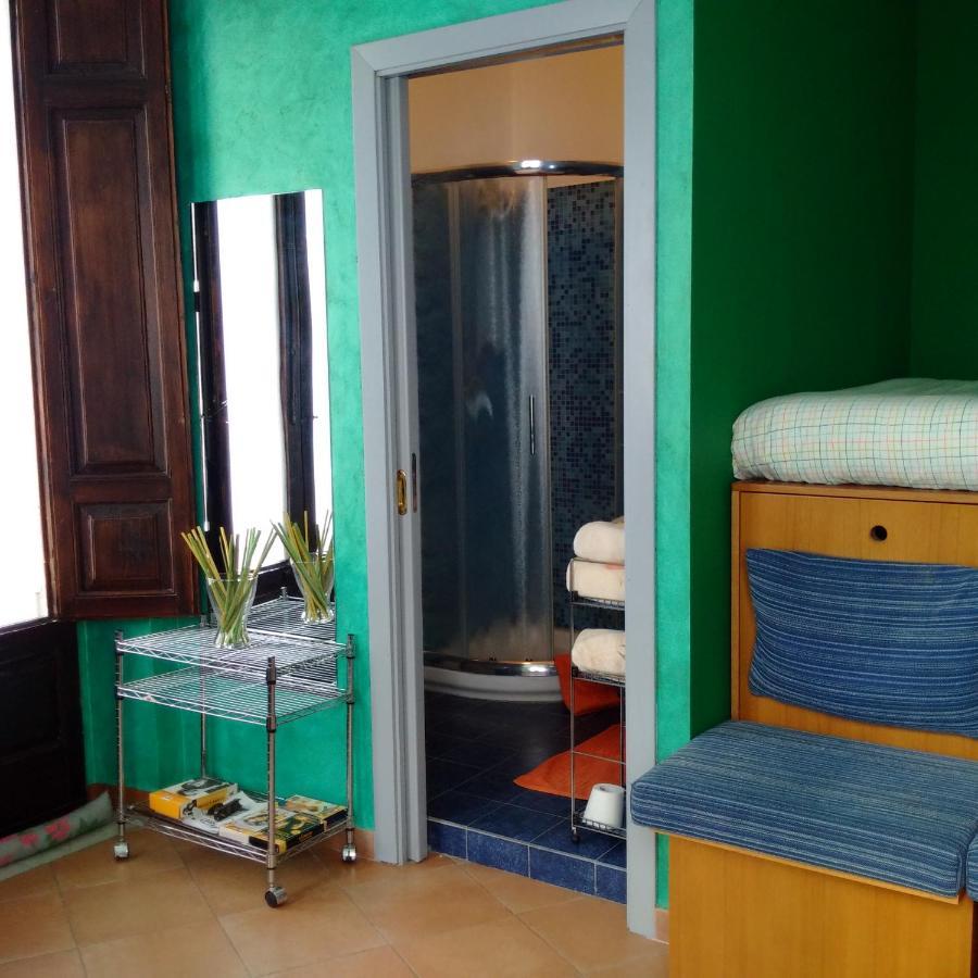 Mirabella Imbaccari B&B L'Angolo Sulla Piazza المظهر الخارجي الصورة